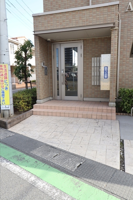 エントランス　エントランス