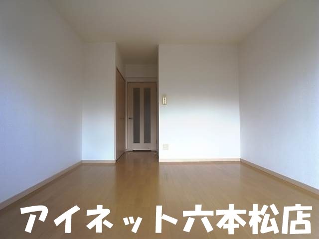 その他部屋・スペース　明るいお部屋です。