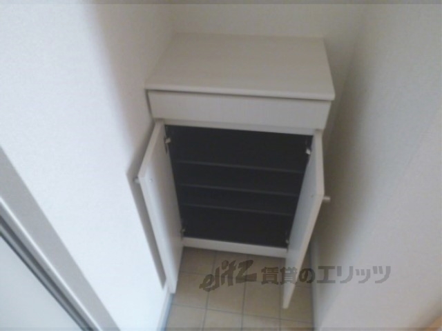 収納　下駄箱