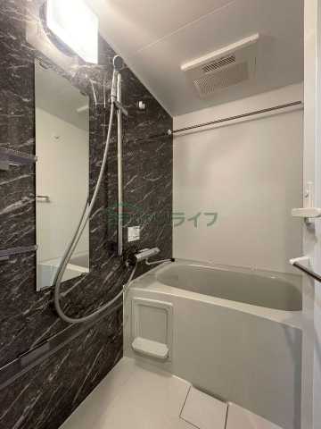 バス・シャワールーム　別部屋参考写真