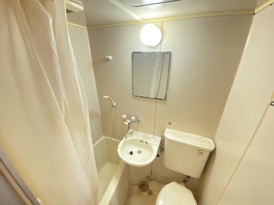 洗面設備　※別部屋の写真です