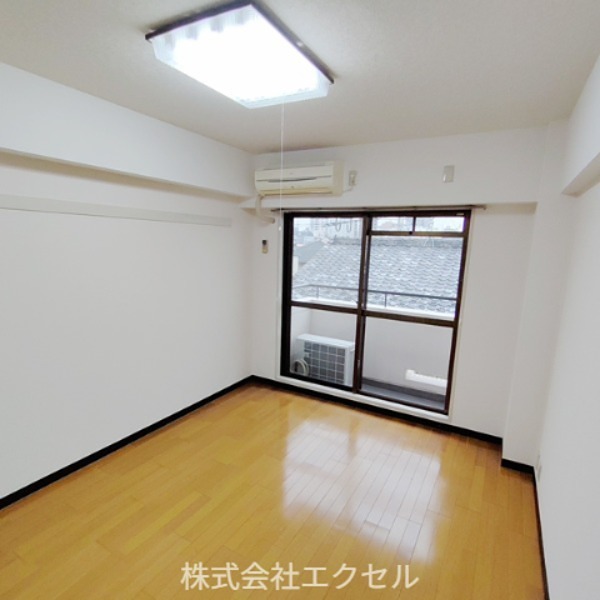 その他設備　エアコン設置済み。