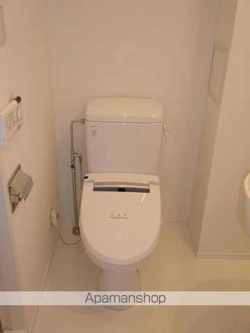 東急目黒線 武蔵小山駅 徒歩7分 7階建 築19年のトイレ写真