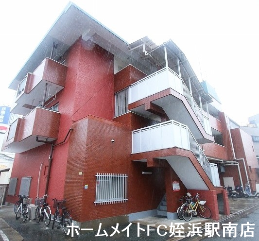 建物外観　★買い物環境充実で過ごしやすい♪★