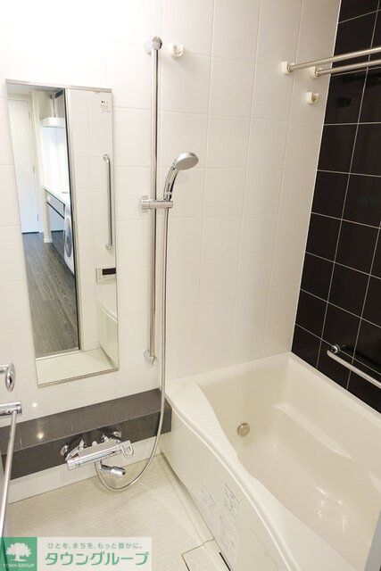 バス・シャワールーム　※写真は同タイプ住戸です。