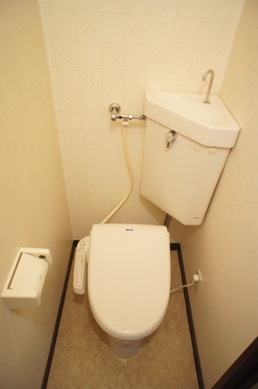 トイレ　図面と現状に相違がある場合には現状を優先