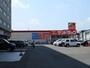 ドラックストア　サンドラッグ新琴似店（ドラッグストア）まで182m