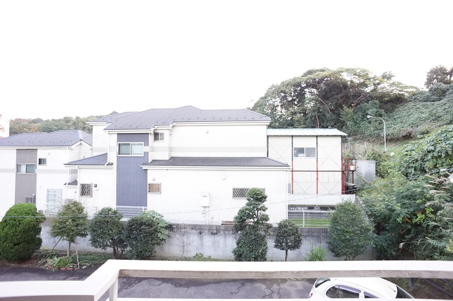 眺望　２階バルコニーからの眺望です！住宅街が見えます！