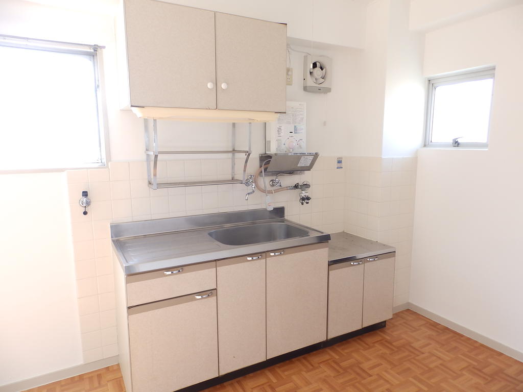 キッチン　コンロは置いてください