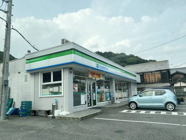 コンビニ　ファミリーマート備前西片上店（コンビニ）まで1192m