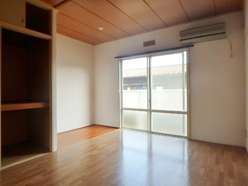 居室・リビング　図面と現状に相違がある場合には現状を優先