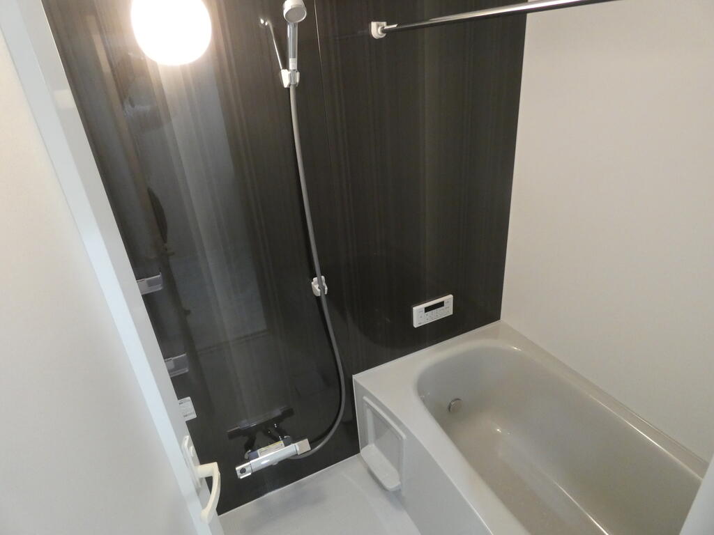 バス・シャワールーム　追焚・浴室乾燥機付バス