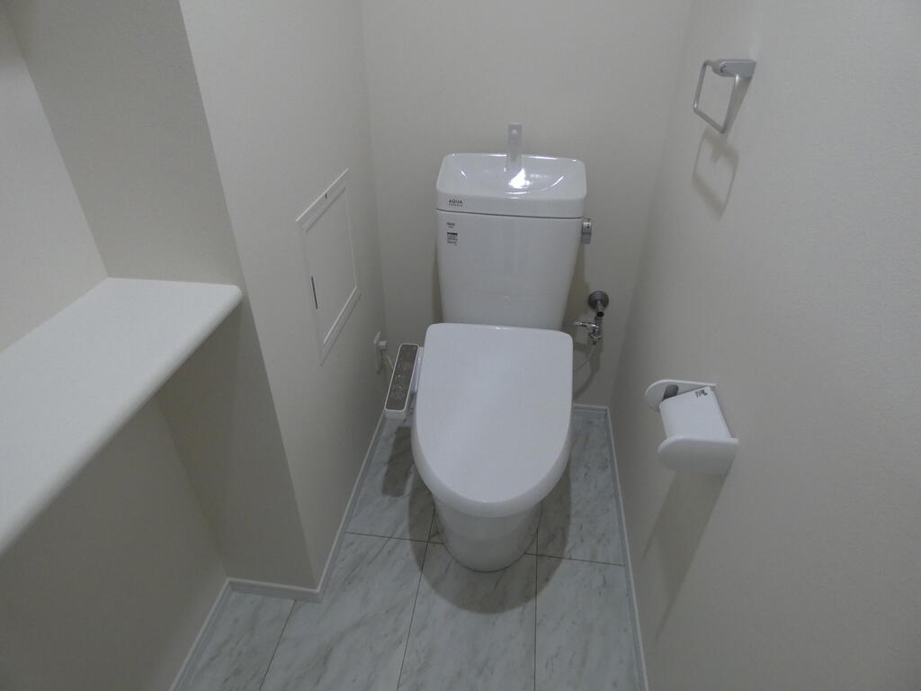 トイレ　シャワートイレ