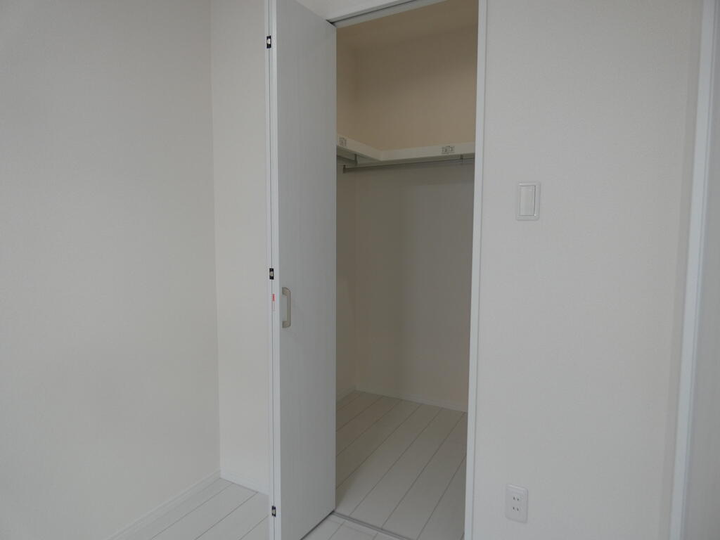 収納　ウォークインクローゼット