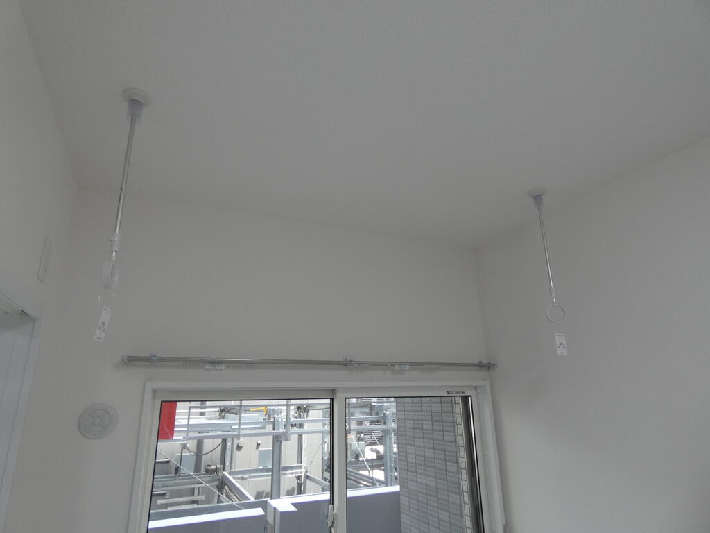 その他設備　室内物干し