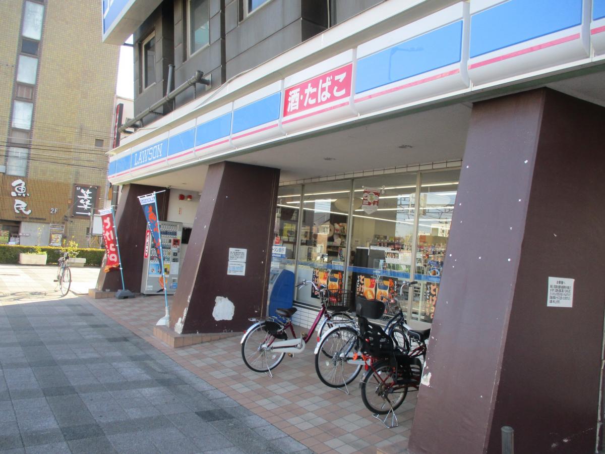 コンビニ　ローソン国府宮駅前店（コンビニ）まで434m