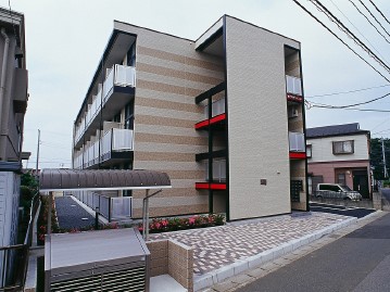 千葉市稲毛区小中台町のマンションの建物外観