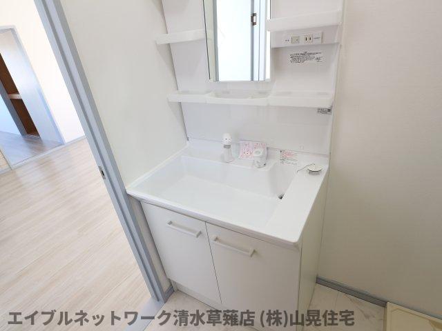 【静岡市清水区御門台のマンションの洗面設備】