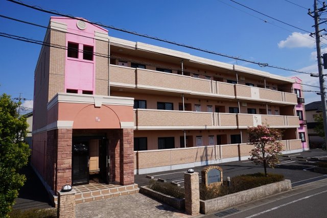 建物外観　外観は落ち着いています