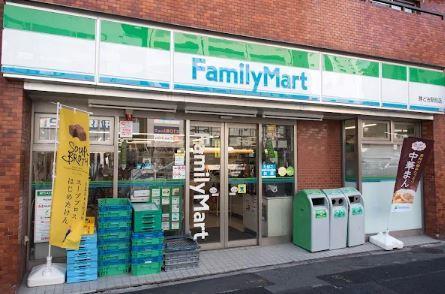 コンビニ　ファミリーマート 勝どき駅前店（コンビニ）まで181m