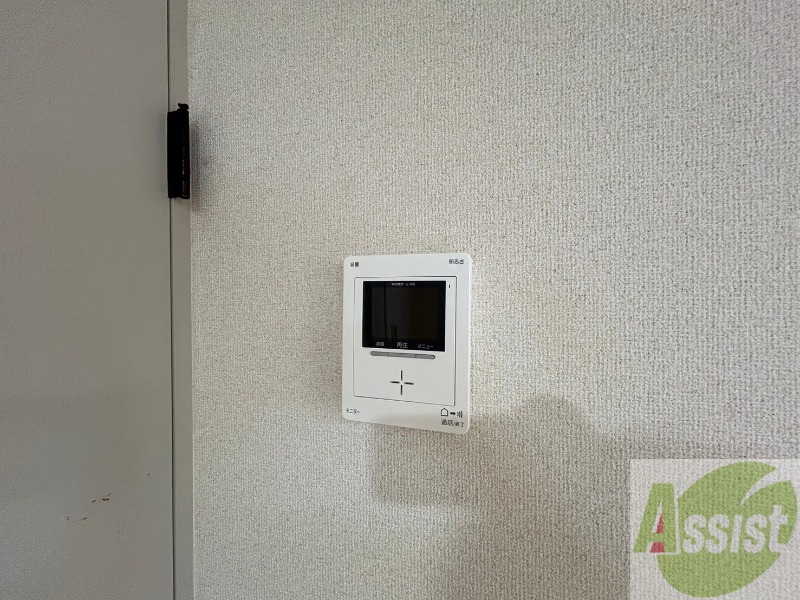 セキュリティ　ＴＶモニター付インターホンです。来客者の顔が見えるので安心！
