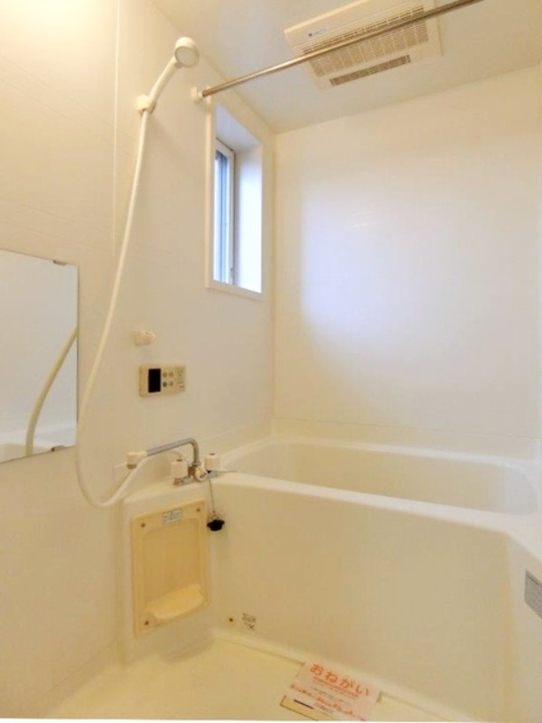 バス・シャワールーム　図面と現状に相違がある場合には現状を優先