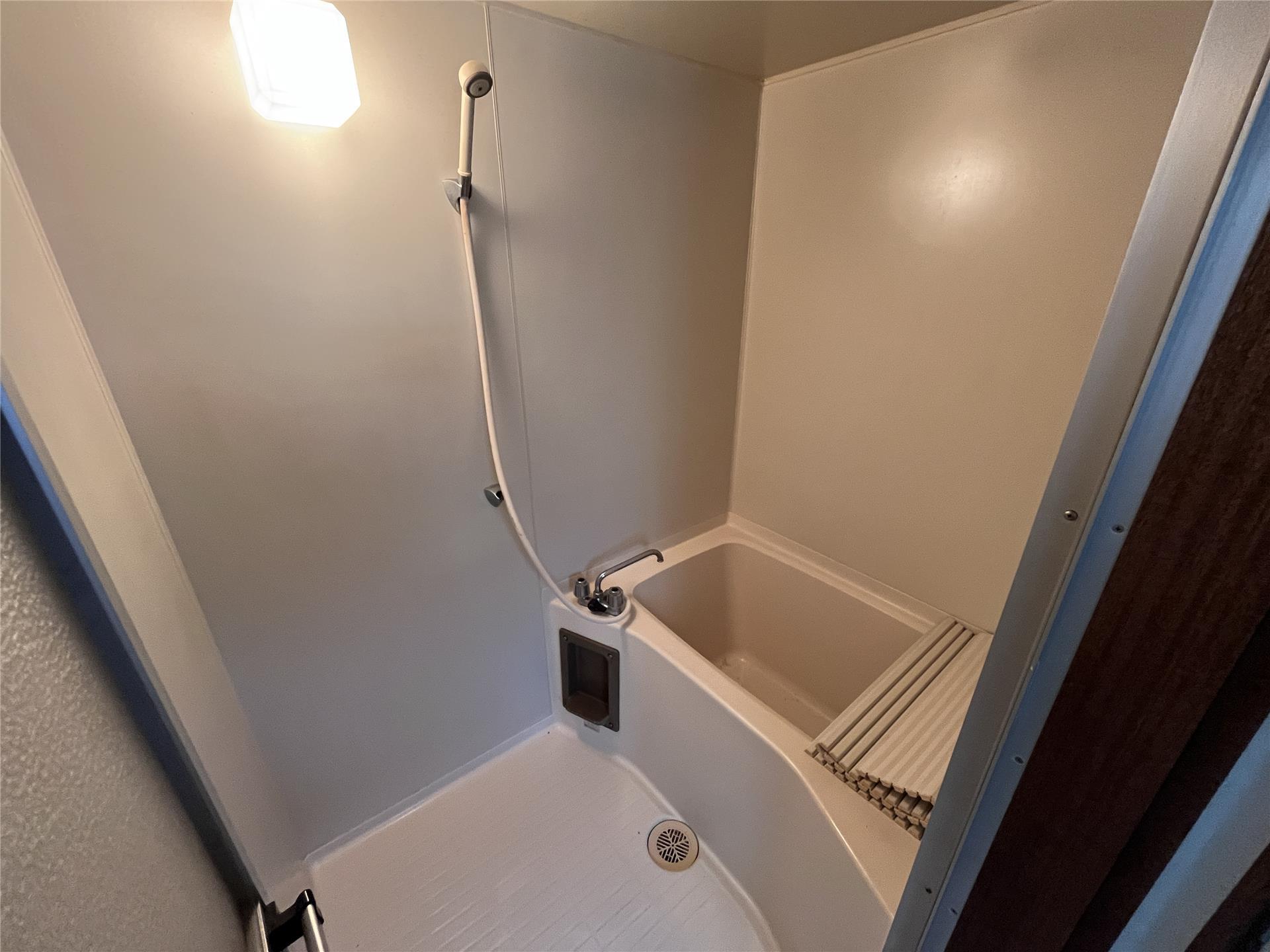 バス・シャワールーム　ユニットバス