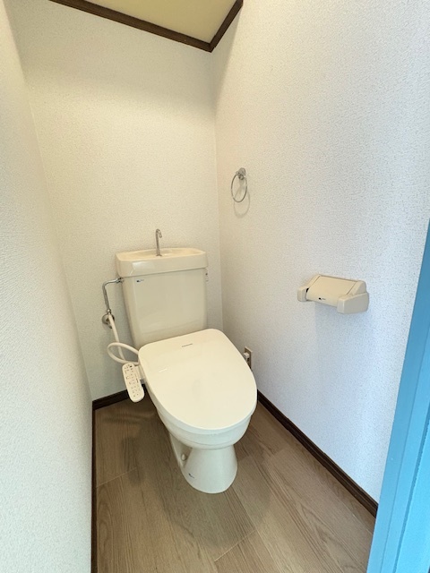 トイレ　ウォシュレット