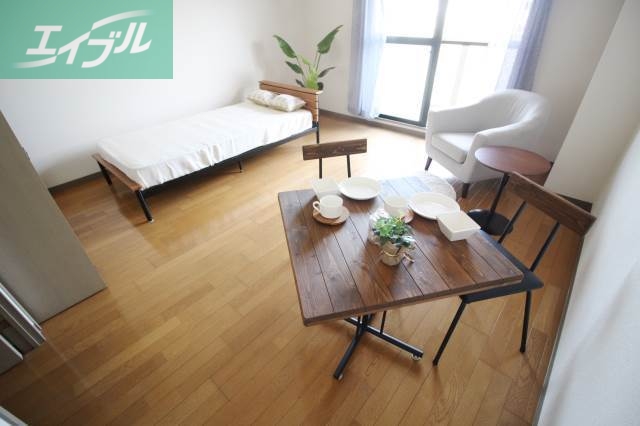 居室・リビング　ディスプレイ家具配置