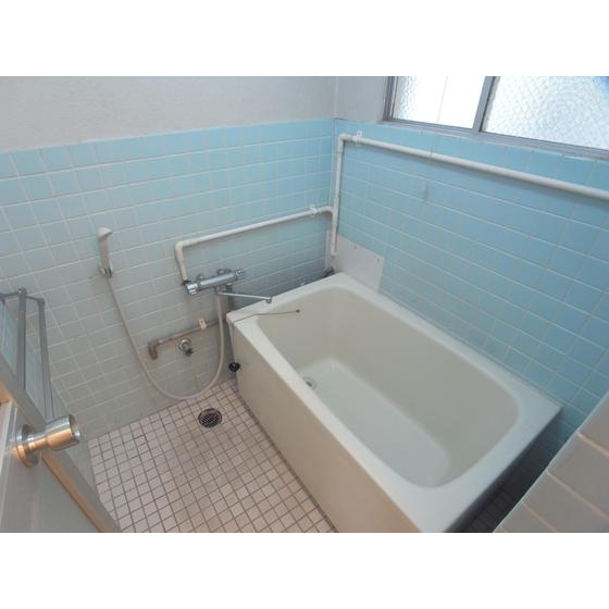 バス・シャワールーム　日々の暮らしに欠かせないお風呂です