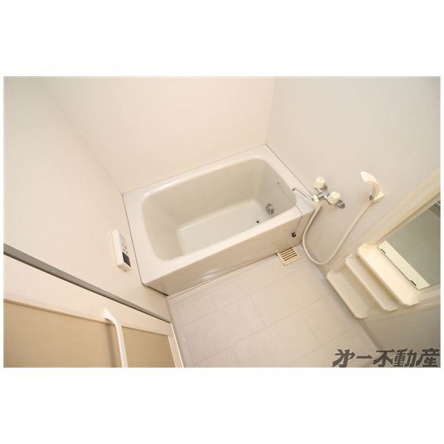 バス・シャワールーム　バス