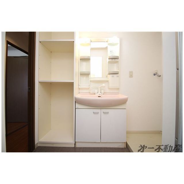 洗面設備　洗面化粧台