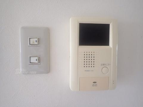 セキュリティ　カメラ付インターホン