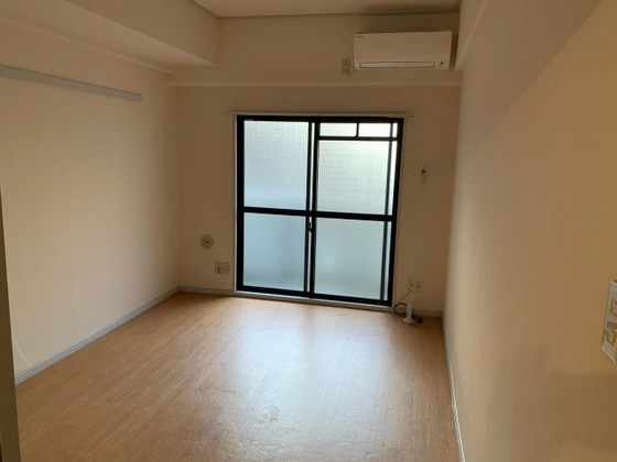 居室・リビング　※別部屋の写真です