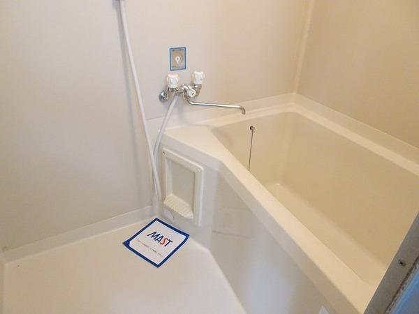 バス・シャワールーム　綺麗な浴室です！