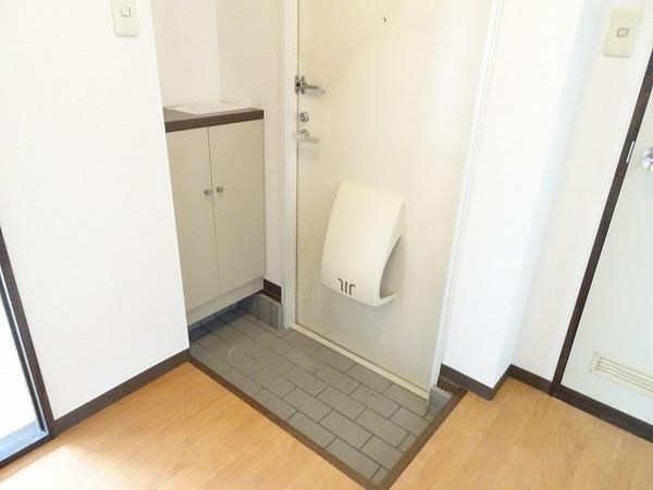 玄関　シューズボックス付き！