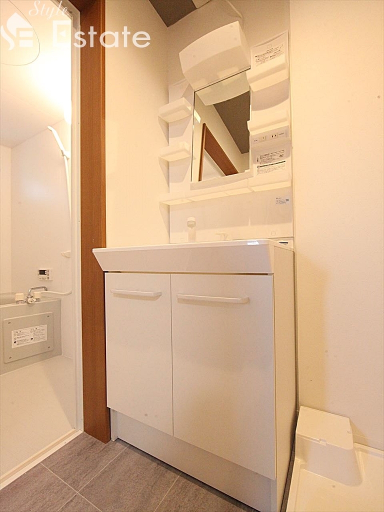 洗面設備　洗面所　洗髪洗面化粧台