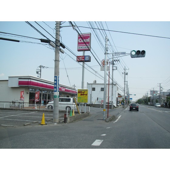 コンビニ　セブンイレブン（コンビニ）まで1300m