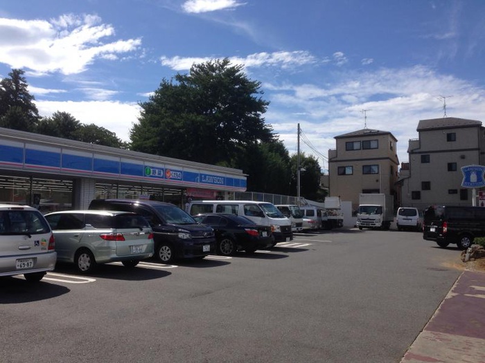 コンビニ　ローソン横浜川井本町店（コンビニ）まで627m