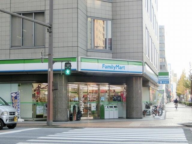 コンビニ　ファミリーマート小倉鍛冶町2丁目店（コンビニ）まで500m