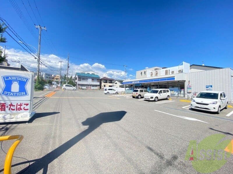 コンビニ　ローソン神戸大町二丁目店（コンビニ）まで206m