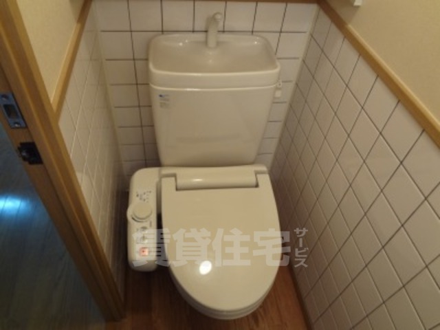 エステートモア平尾公園通りのトイレ写真