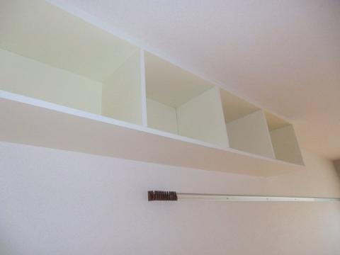 ソレイユ東奈良　その他設備　収納棚