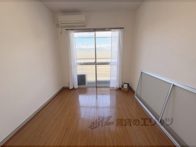 居室・リビング　洋室