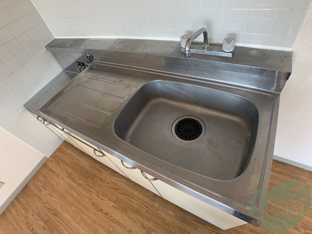 キッチン　清潔感のあるキッチン、料理が楽しみになりますね！