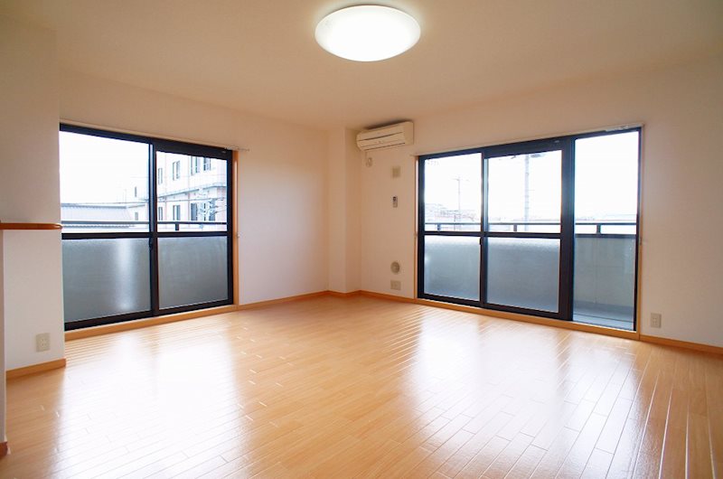 居室・リビング　洋室13.6帖