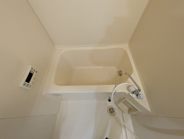 バス・シャワールーム　★ゆったり浸かれるバスタブ★