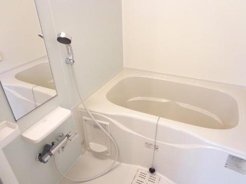 イリーデ　バス・シャワールーム　バス