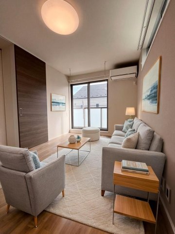 居室・リビング　※CG家具の為実際は家具・家電は付きません。