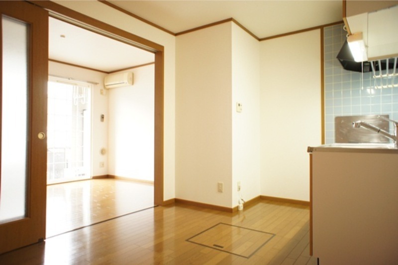 居室・リビング　図面と現状に相違がある場合には現状を優先